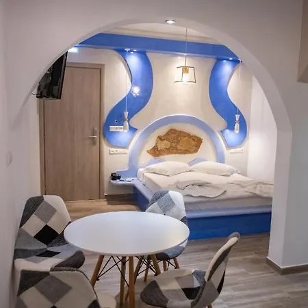 Alta Vista Naxos Aparthotel 3*